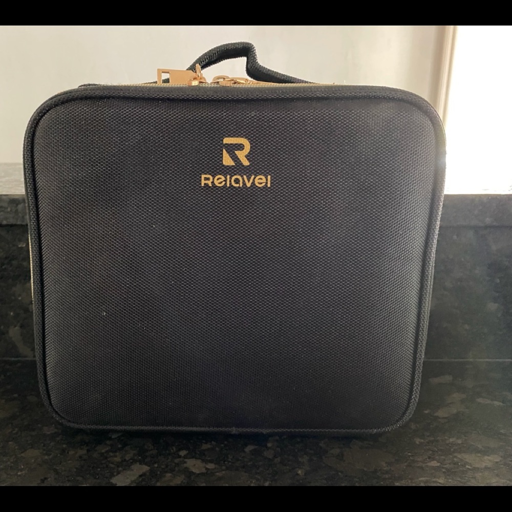 Professional Black Cosmetic Makeup Bag Organizer